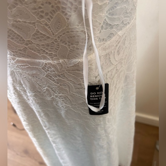 Torrid White Lace Wedding Dress - Picture 2 of 10